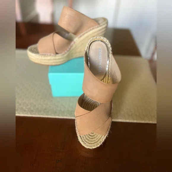 Kenneth Cole New York Olivia X Band Wedge Sz 7.5 - Picture 8 of 16